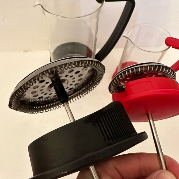 Set of 2 gently used body French coffee presses one full size one mini - Picture 7 of 11